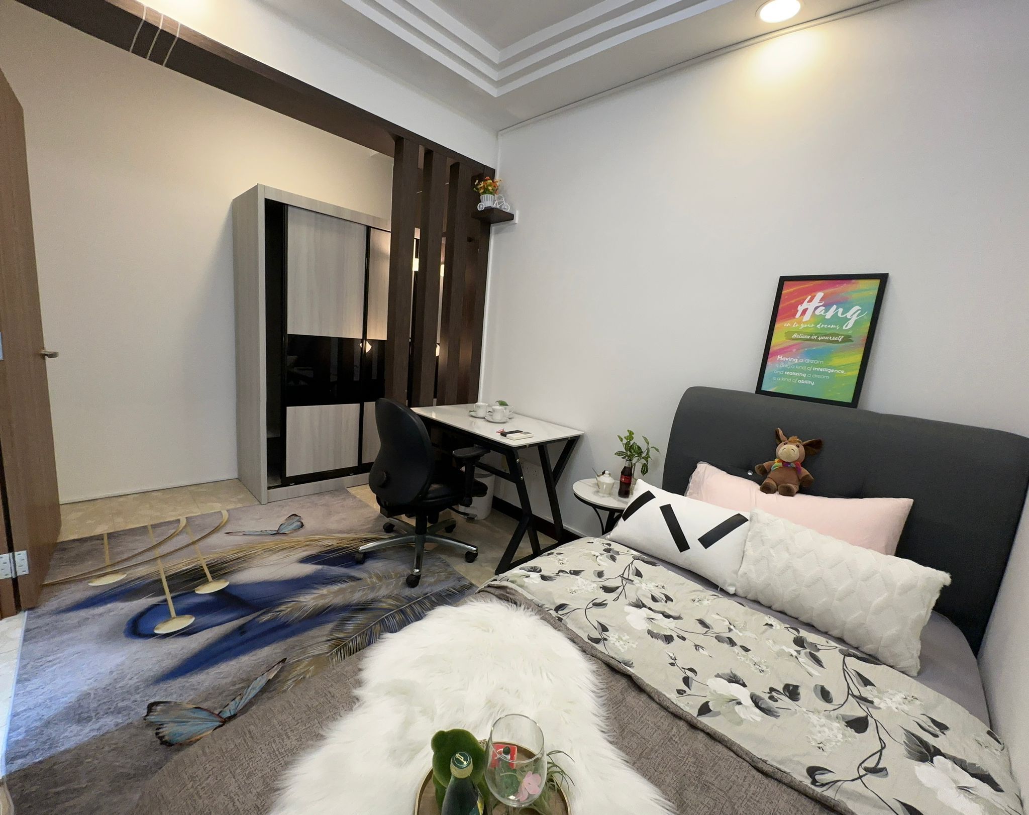 Economy Common Room