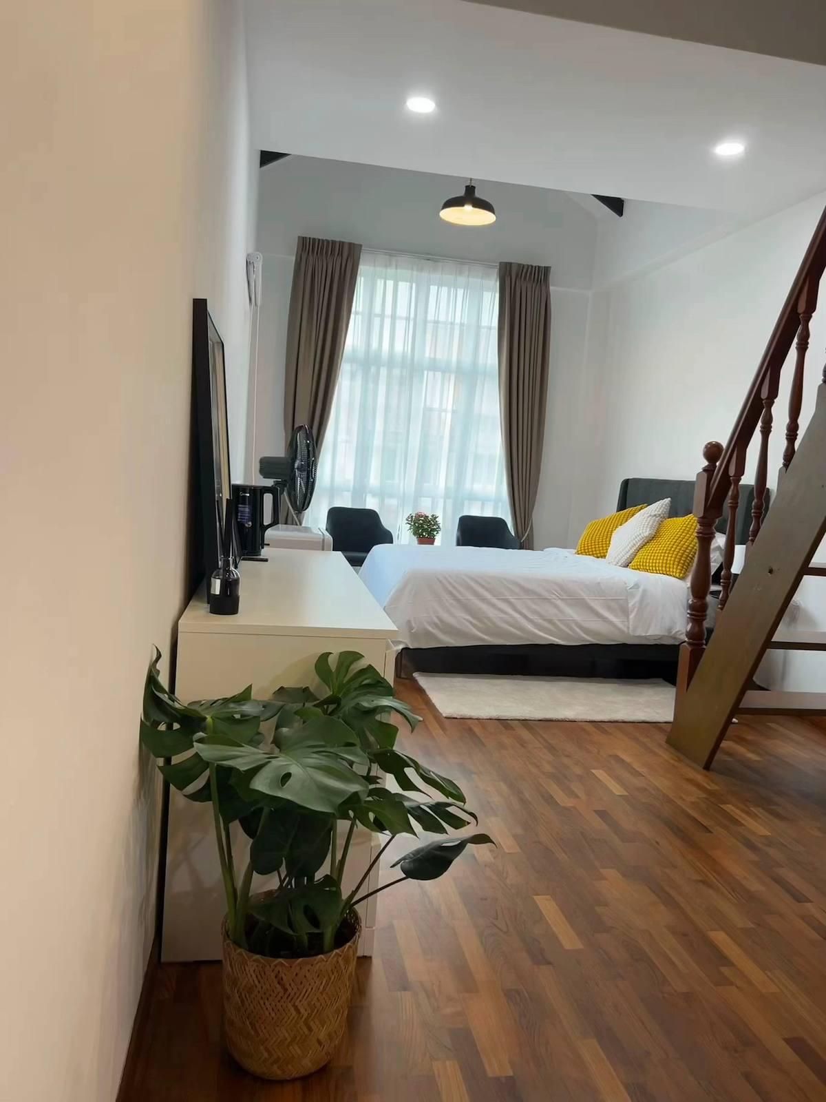 Kembangan Estate | Kembangan MRT Loft Room