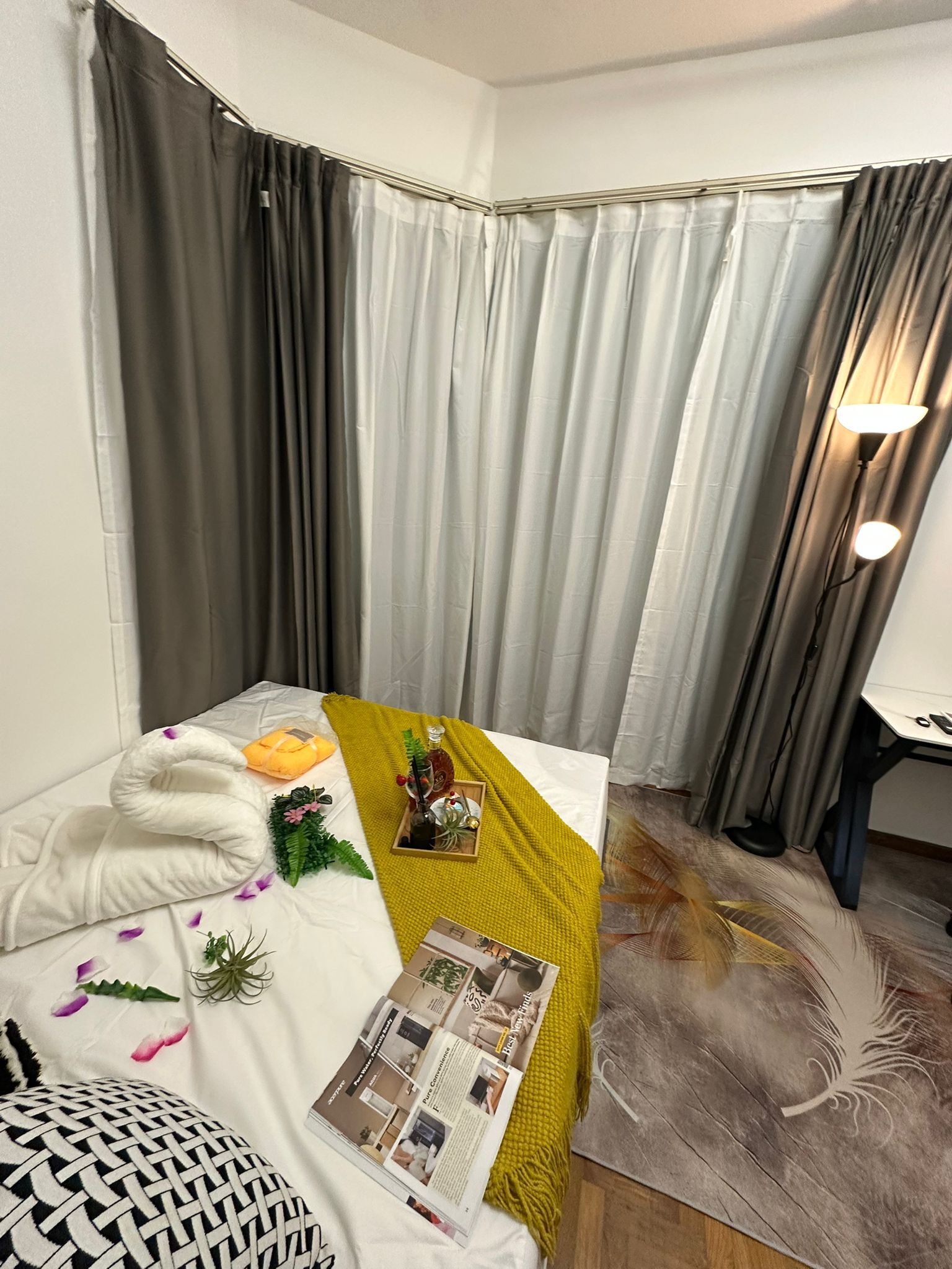 Ballota Park | Spacious Common Room