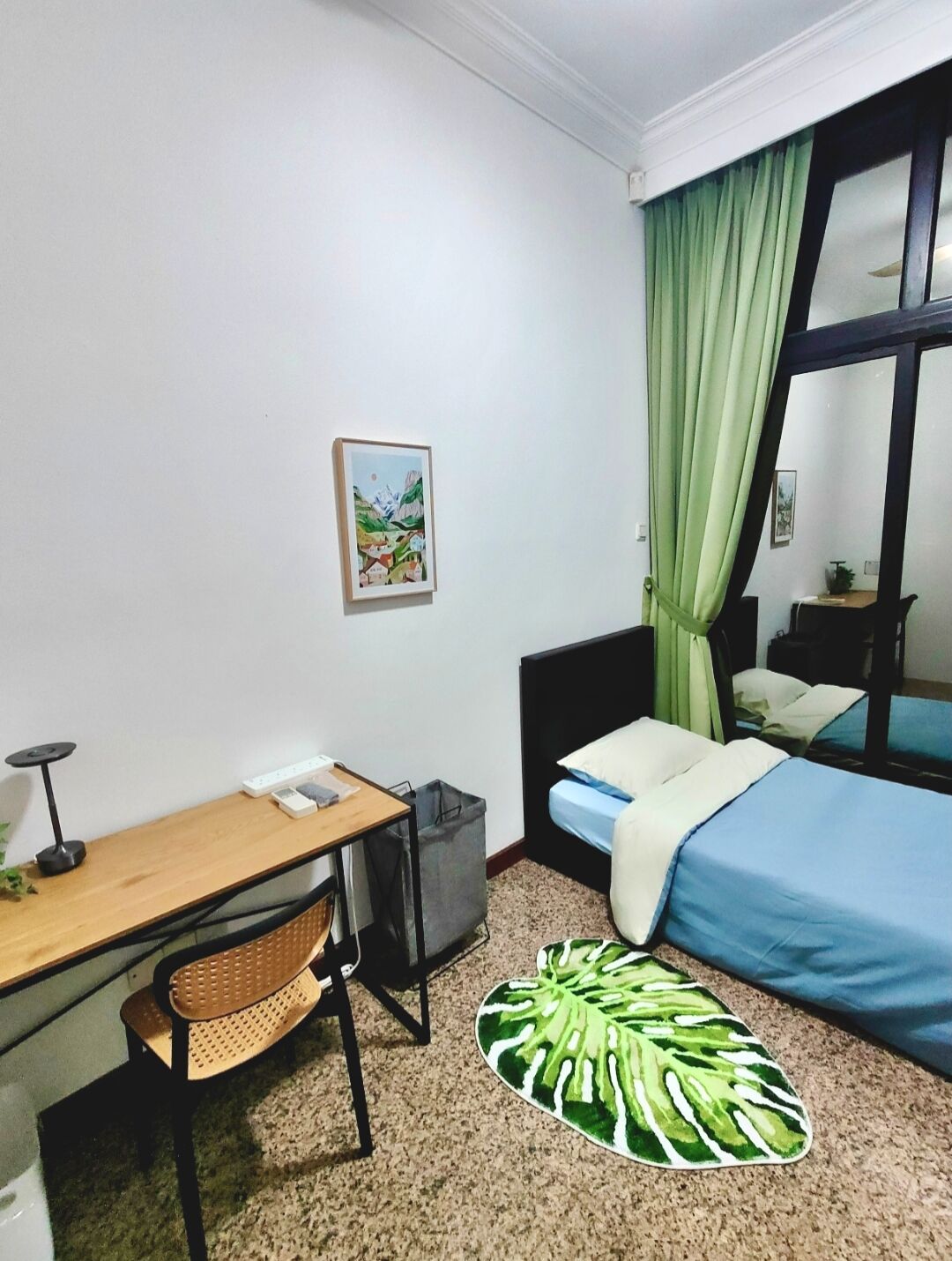 The Comfy Canopy (Dover Parkview)