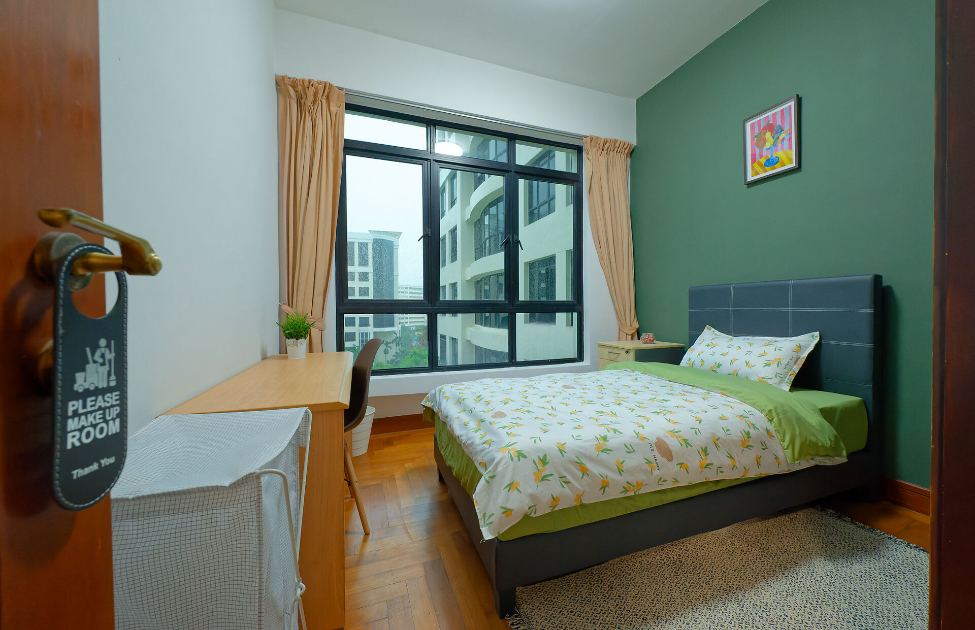 Room EPGT2A0624CR4